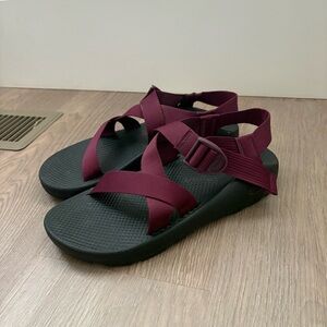 Men’s Chaco Sandals Size 9